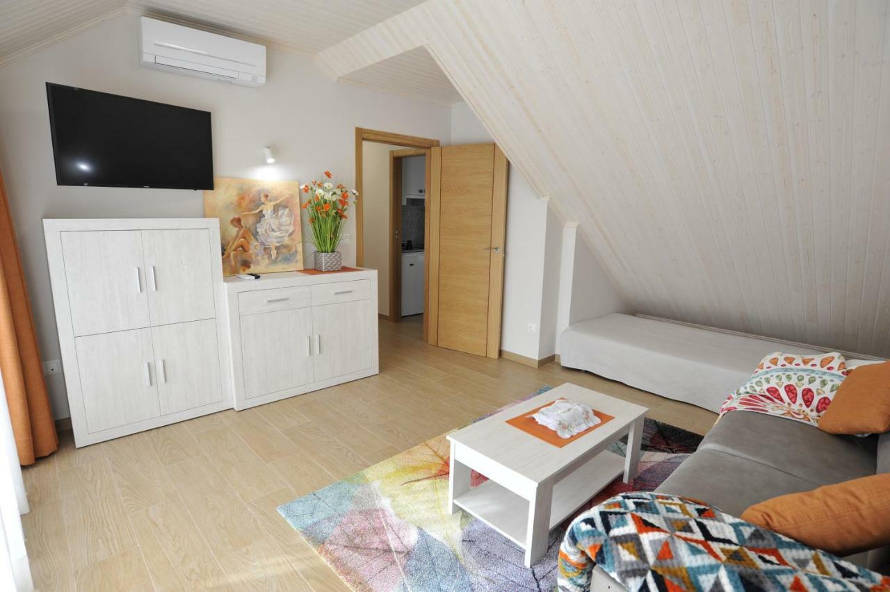 Apartamentos Playa Compostela Vilagarcia de Arousa Exterior photo
